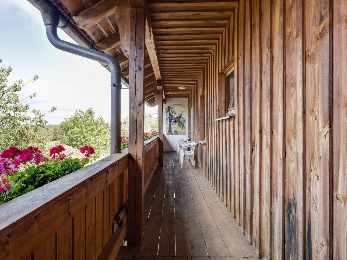 Apartment On A Farm Near The Ski Area Neukirchen beim Heiligen Blut Exterior foto