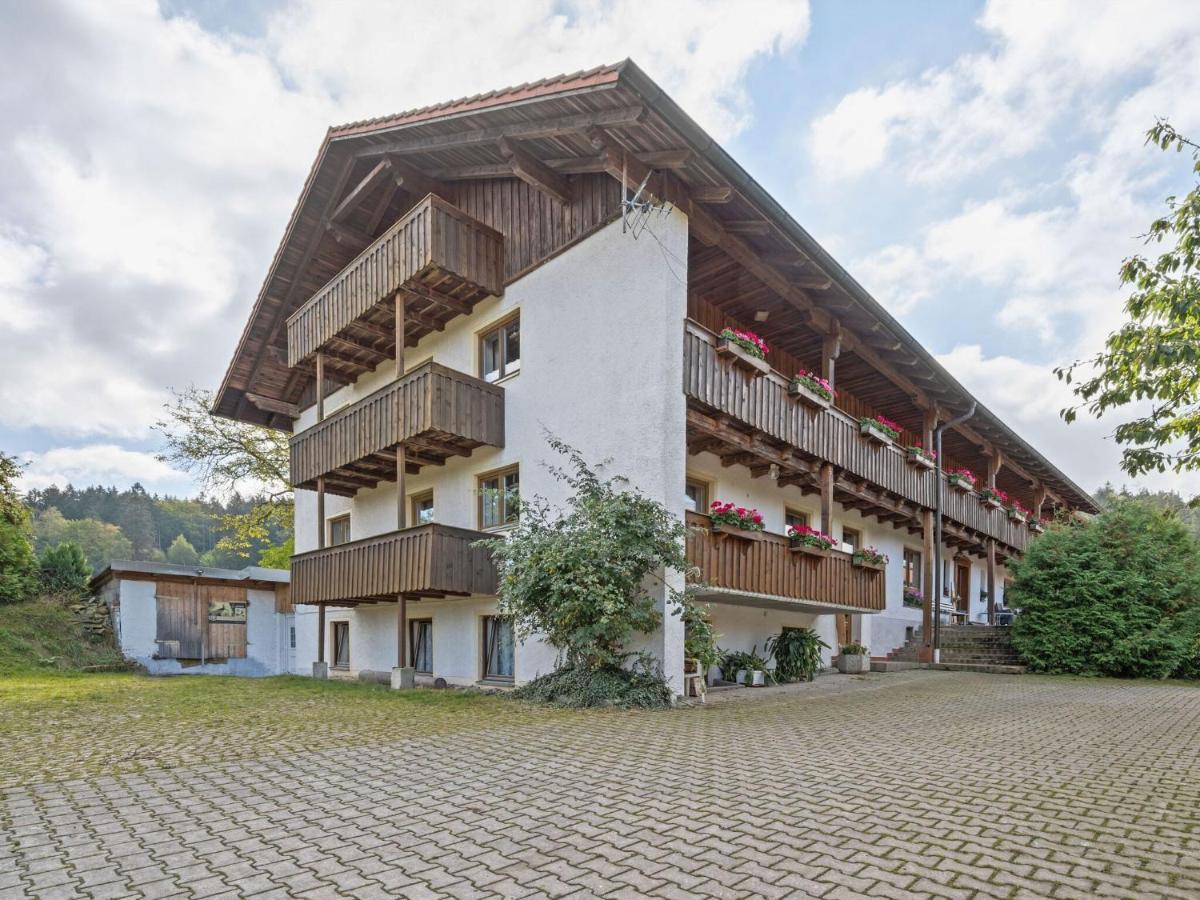 Apartment On A Farm Near The Ski Area Neukirchen beim Heiligen Blut Exterior foto